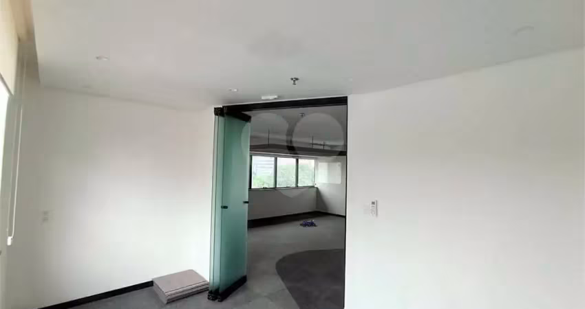 Sala comercial à venda na Rua das Fiandeiras, 929, Vila Olímpia, São Paulo