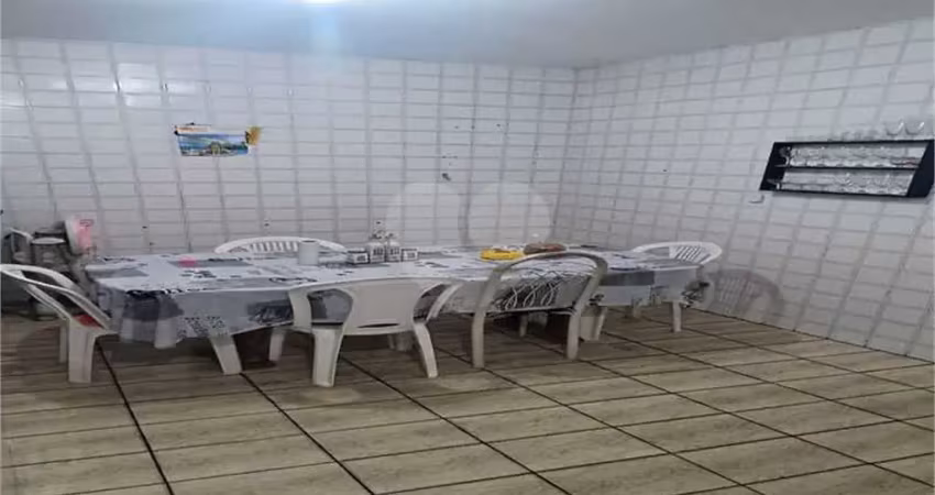 Casa com 2 quartos à venda na Rua Frederico Rene de Jaegher, 1061, Rio Bonito, São Paulo