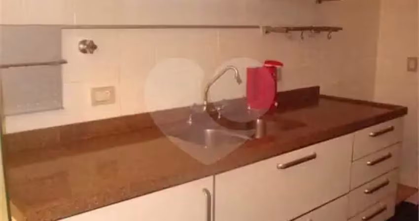 Apartamento com 3 quartos à venda na Rua João Moura, 1310, Pinheiros, São Paulo