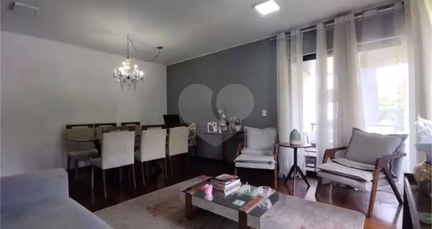 Apartamento com 4 quartos à venda na Rua Pascal, 437, Campo Belo, São Paulo