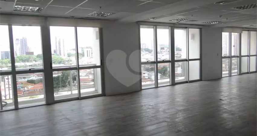 Sala comercial para alugar na Rua Enxovia, 472, Vila São Francisco (Zona Sul), São Paulo