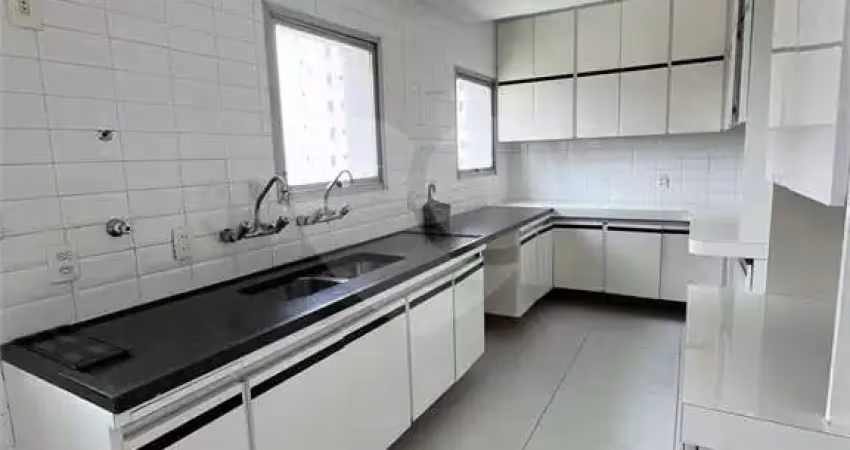 Apartamento com 3 quartos à venda na Rua Loureiro da Cruz, 149, Aclimação, São Paulo