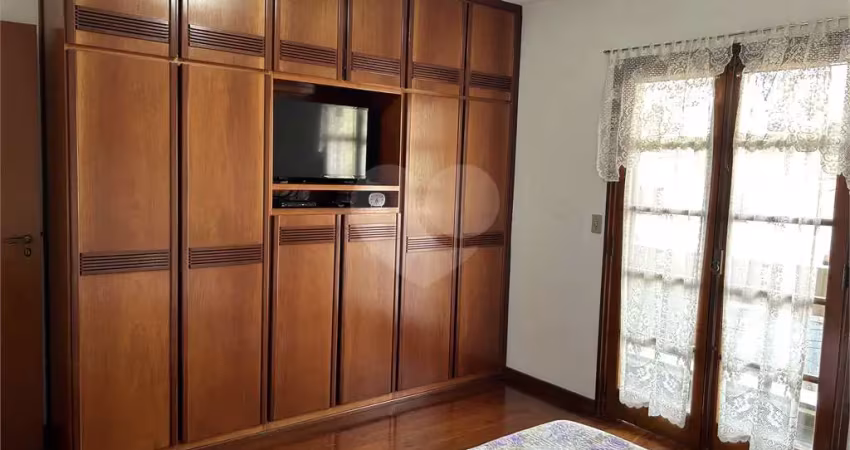 Casa com 3 quartos à venda na Rua Comendador Roque Licciardi, 43, Jardim das Vertentes, São Paulo