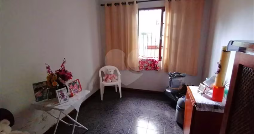 Casa com 2 quartos à venda na Rua Pestana, 157, Vila Guaca, São Paulo