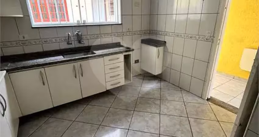 Casa com 3 quartos à venda na Rua General Lauro Cavalcanti de Farias, 689, Jardim Mangalot, São Paulo