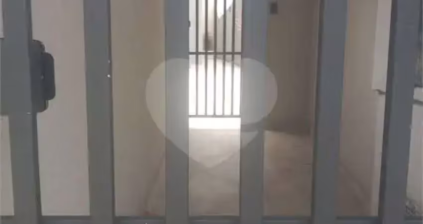 Casa com 2 quartos à venda na Rua Francisco da Silva Campos, 1, Pestana, Osasco