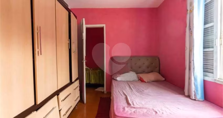 Casa com 3 quartos à venda na Avenida Maestro Alfredo Belardi, 19, Padroeira, Osasco