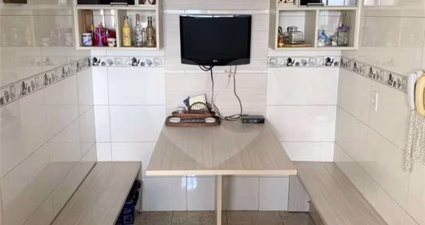 Apartamento com 3 quartos à venda na Estrada São Francisco, 2701, Jardim Henriqueta, Taboão da Serra