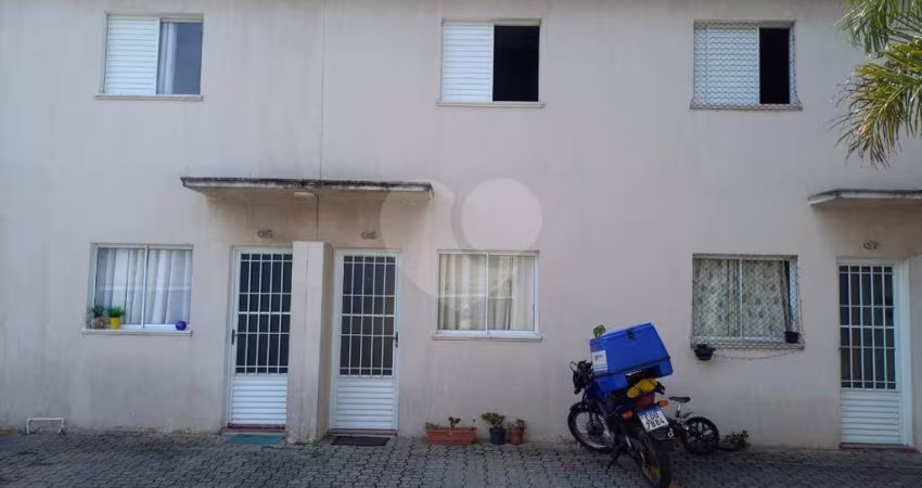 Casa em condomínio fechado com 2 quartos à venda na Estrada das Palmas, 198, Metalúrgicos, Osasco