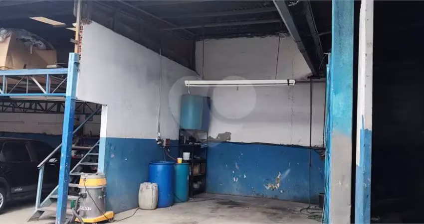 Barracão / Galpão / Depósito à venda na Rua Augusto Ferreira de Morais, 376, Socorro, São Paulo
