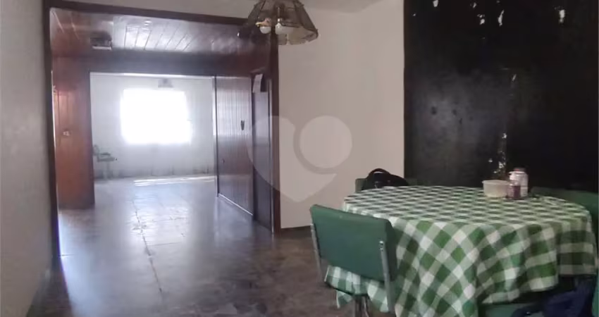 Casa com 3 quartos à venda na Rua Belmiro Braga, 113, Pinheiros, São Paulo