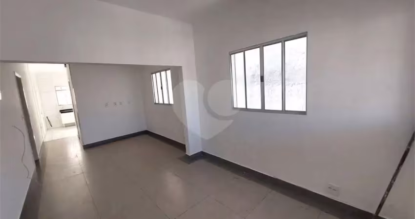 Casa com 3 quartos à venda na Rua Matias Olímpio, 145, Vila São Nicolau, São Paulo