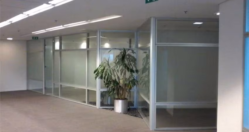 Casa comercial para alugar na Avenida Eusébio Matoso, 1375, Pinheiros, São Paulo