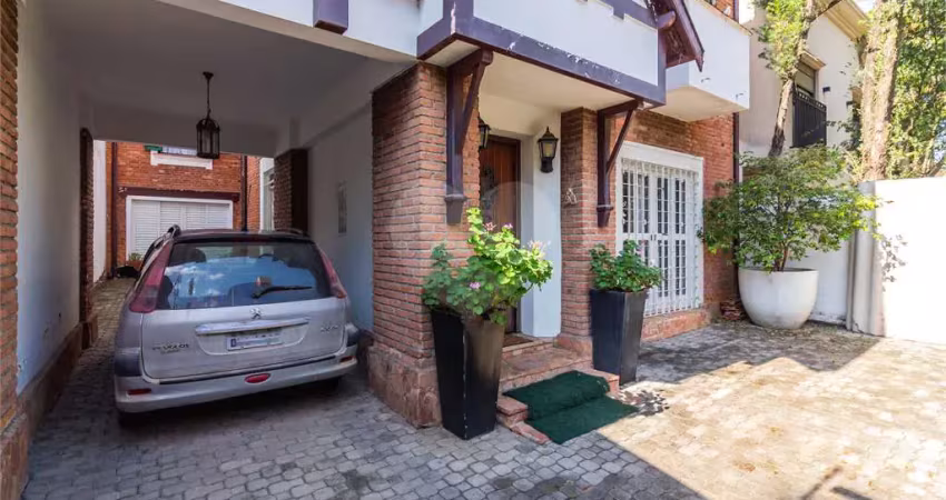 Casa com 3 quartos à venda na Rua Embaixador José Roberto de Macedo Soares, 82, Jardim Paulistano, São Paulo