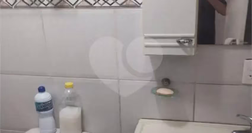 Casa em condomínio fechado com 3 quartos à venda na Rua João Francisco de Moura, 142, Vila Campo Grande, São Paulo