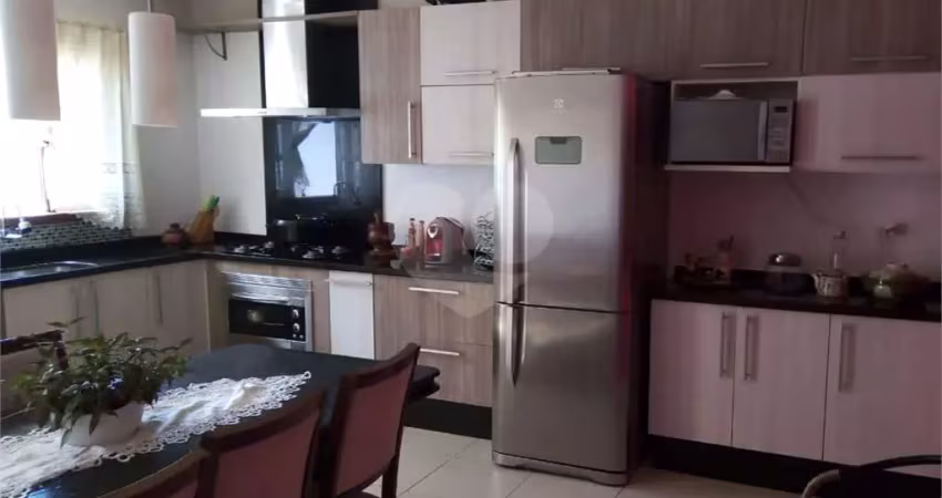 Chácara / sítio com 1 quarto à venda na Rua da Pedra, 13, Chácaras Vista Alegre, Arujá