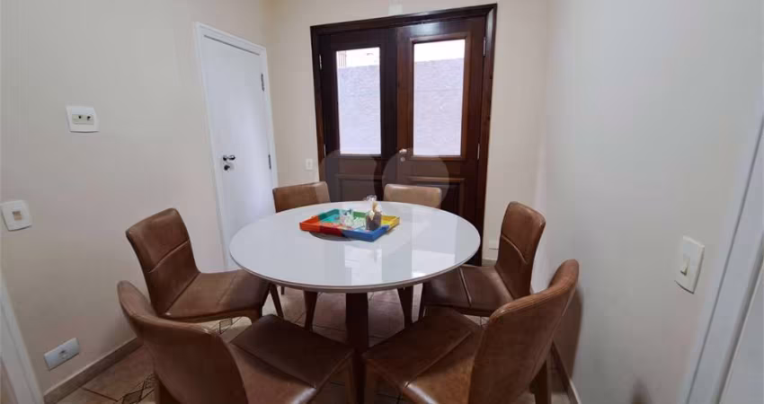 Casa com 3 quartos à venda na Rua Doutor José Maria Whitaker, 24, Vila Sônia, São Paulo