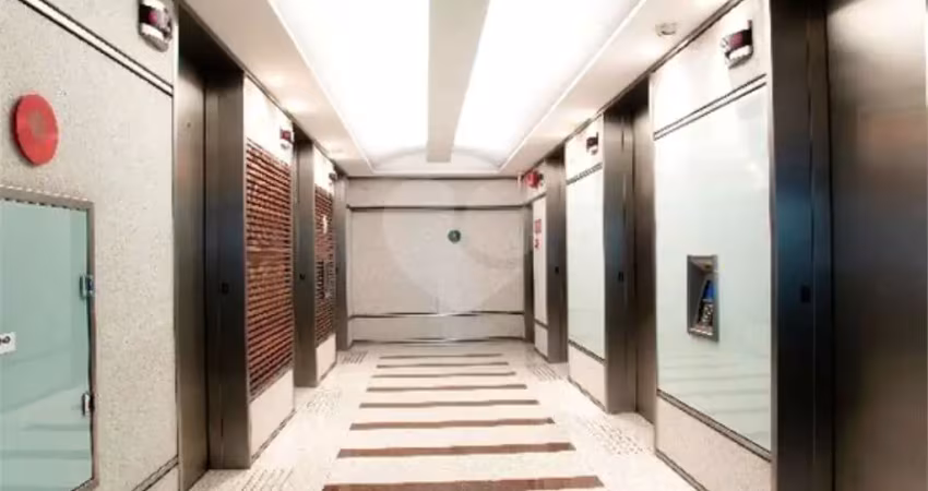Sala comercial para alugar na Rua Funchal, 418, Vila Olímpia, São Paulo