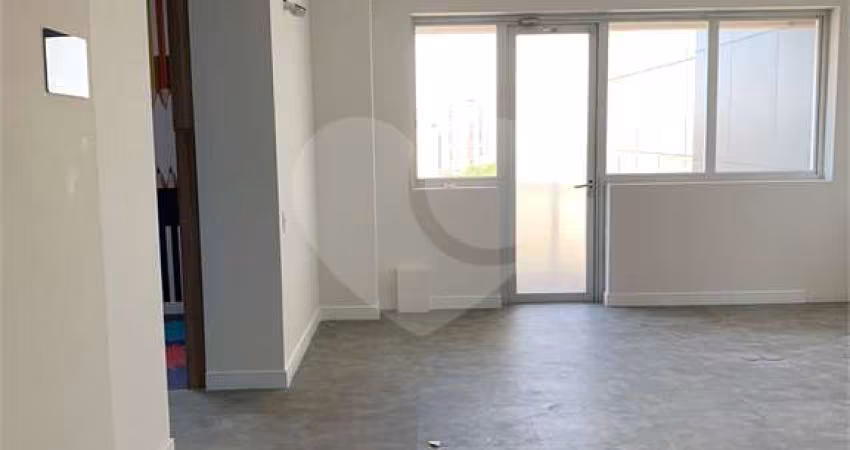 Apartamento para alugar na Avenida Domingos Odália Filho, 301, Centro, Osasco