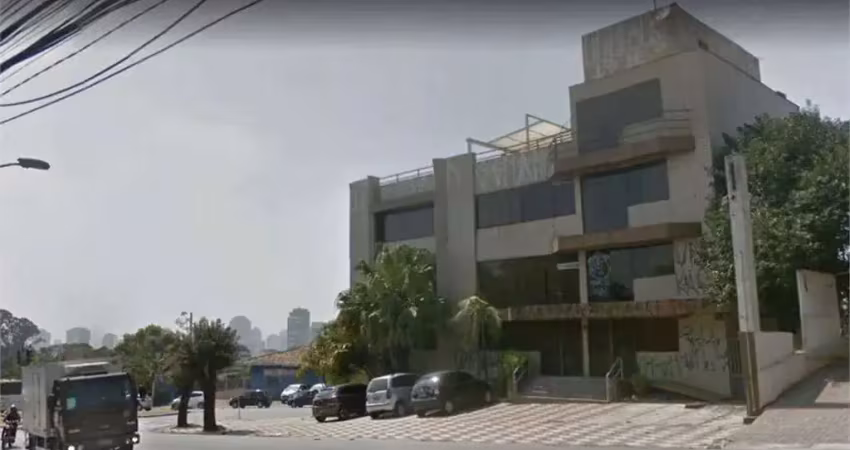 Prédio à venda na Rua Pio XI, 372, Alto da Lapa, São Paulo