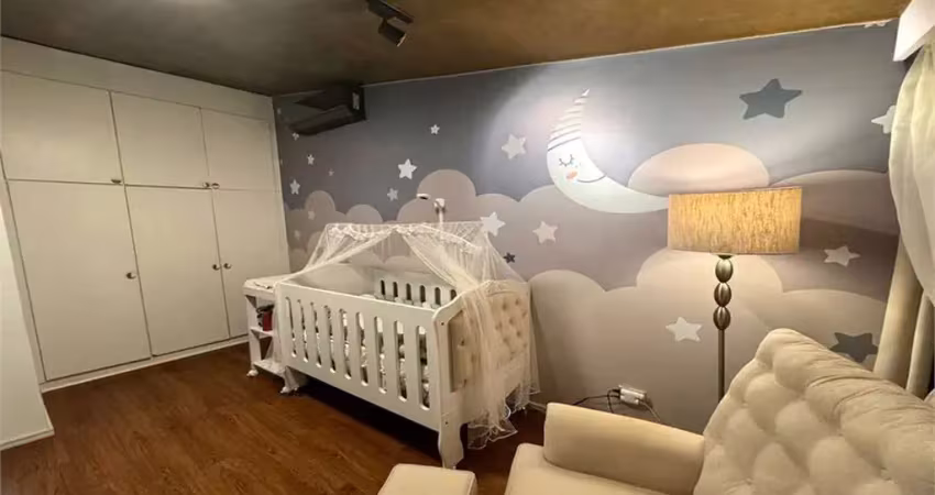 Casa com 3 quartos à venda na Rua Guaninas, 84, Jardim Aeroporto, São Paulo