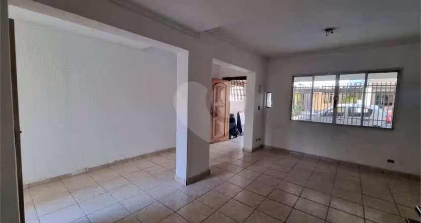 Casa com 3 quartos à venda na Rua Dom Idílio José Soares, 121, Jardim Ivana, São Paulo