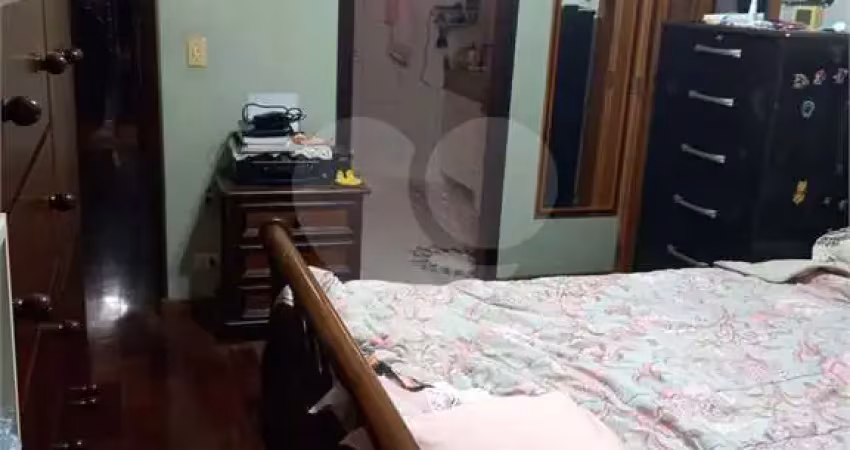Casa com 3 quartos à venda na Rua Irmã Filomena, 723, Vila Nova Carolina, São Paulo