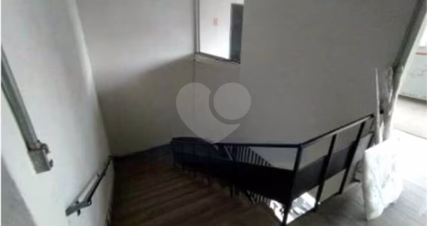 Barracão / Galpão / Depósito para alugar na Rua do Bosque, 988, Barra Funda, São Paulo