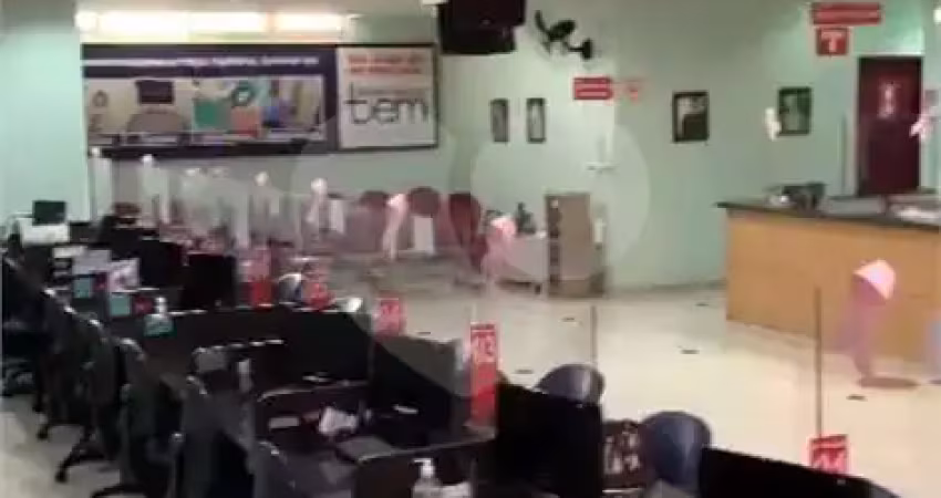 Casa comercial para alugar na Avenida Portugal, 397, Centro, Santo André