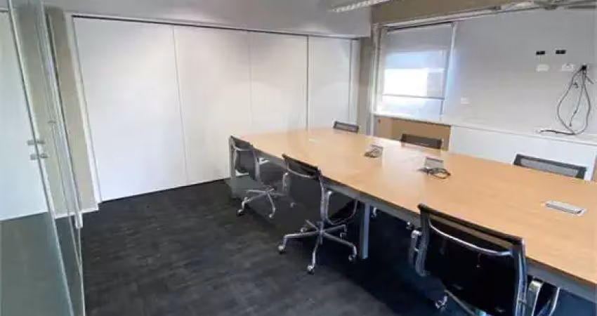 Sala comercial para alugar na Rua Wisard, 298, Vila Madalena, São Paulo