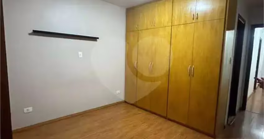 Casa com 3 quartos à venda na Rua Francisco Carvalho Henriques, 36, Lar São Paulo, São Paulo