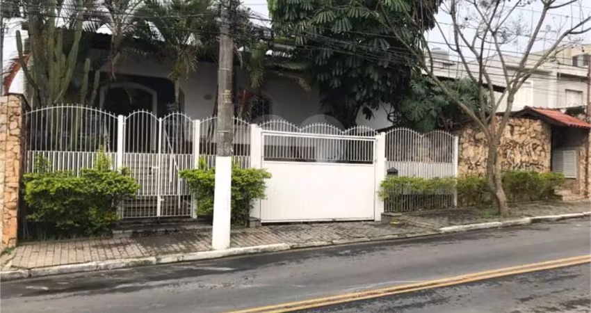 Casa com 4 quartos para alugar na Rua Ângelo Dusi, 388, Centro, São Bernardo do Campo