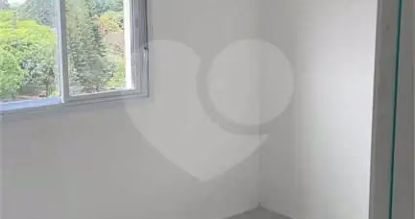 Apartamento com 3 quartos à venda na Rua Miriam Pires, 111, Vila Suzana, São Paulo