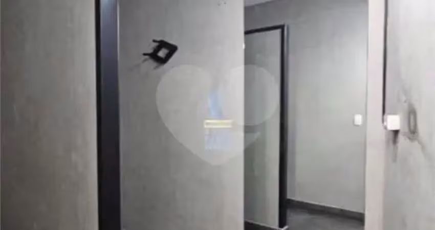 Prédio para alugar na Praça Ângelo Conti, 45, Vila Sabrina, São Paulo