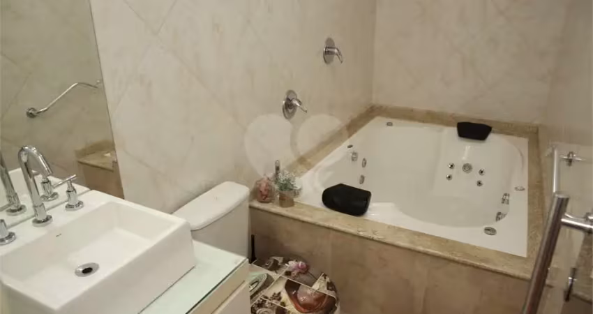 Casa com 2 quartos para alugar na Rua Adelpho Piagentini, 334, Jardim Las Vegas, Santo André
