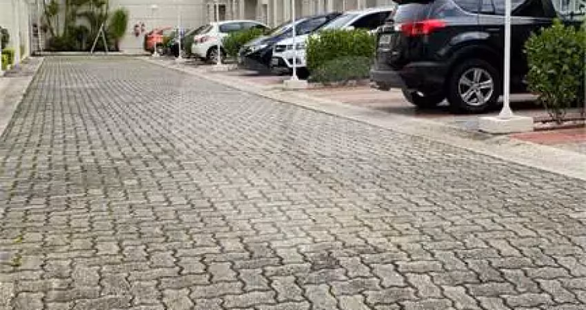 Casa em condomínio fechado com 2 quartos à venda na Rua Salomé Queiroga, 584, Vila Carrão, São Paulo