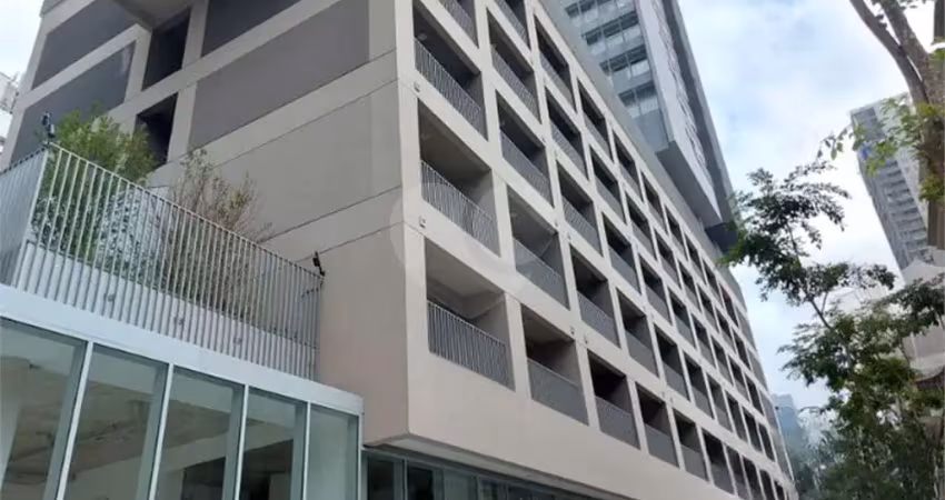 Apartamento à venda na Avenida Pedroso de Morais, 105, Pinheiros, São Paulo