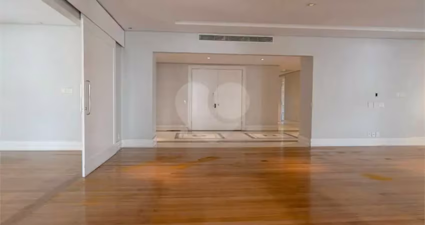 Apartamento com 5 quartos para alugar na Rua Haddock Lobo, 1727, Cerqueira César, São Paulo
