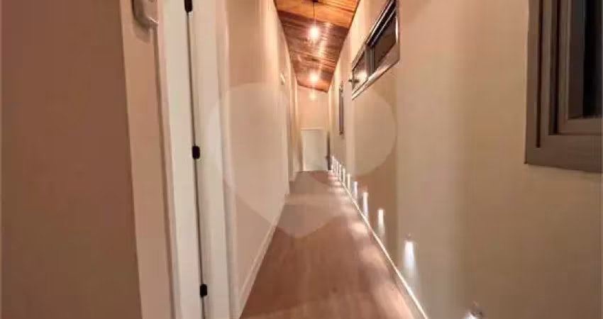 Casa em condomínio fechado com 4 quartos à venda na Alameda Curitiba, 1, Alphaville, Santana de Parnaíba