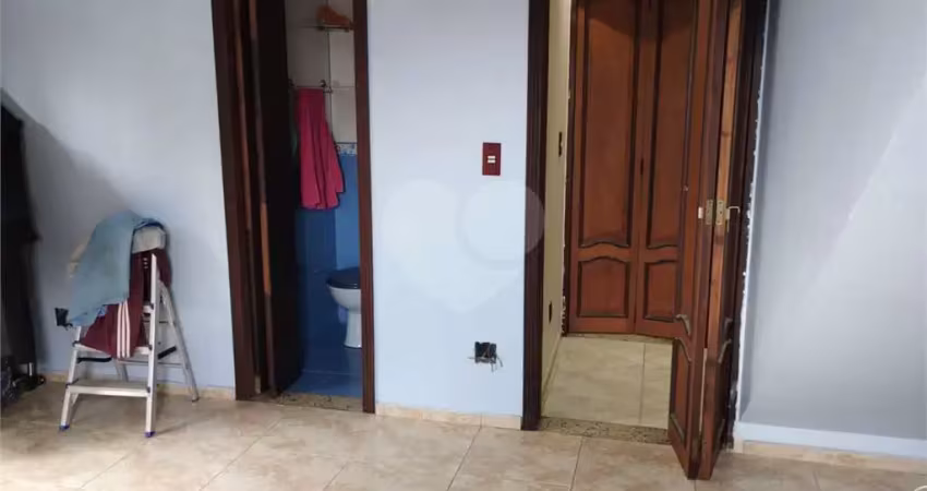 Casa com 2 quartos à venda na Rua Vinícius de Morais, 80, Vila Príncipe de Gales, Santo André