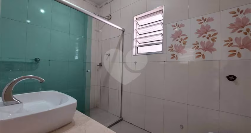 Casa com 3 quartos à venda na Rua Hungria, 51, Taboão, Diadema