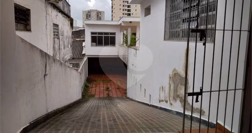Casa com 4 quartos para alugar na Rua Lino Coutinho, 1717, Ipiranga, São Paulo