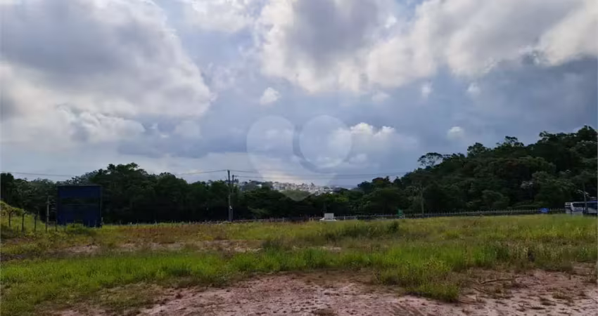 Terreno à venda na Avenida Alberto Santos Dumont, 100, Fazenda Capelinha, Mogi das Cruzes