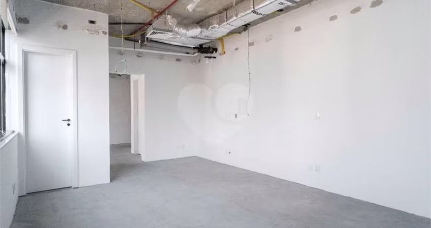 Sala comercial para alugar na Rua Jesuíno Arruda, 676, Itaim Bibi, São Paulo