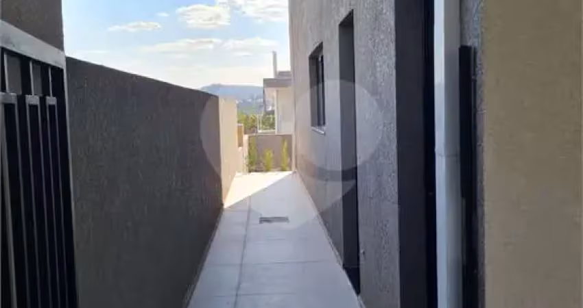 Casa em condomínio fechado com 4 quartos à venda na Avenida Nicodemos de Carvalho, 805, Parque Dom Henrique, Cotia