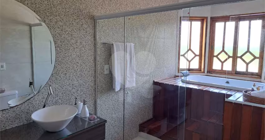 Casa com 3 quartos à venda na Rua das Flores, 175, Chácara das Rosas, Cotia