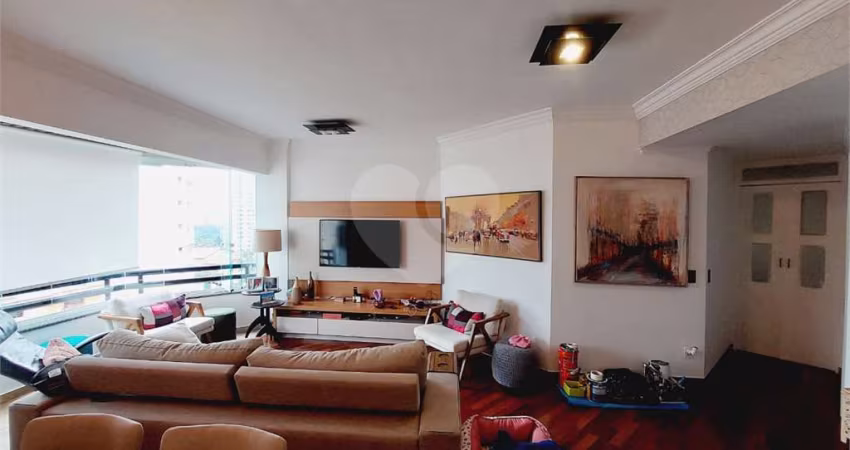 Apartamento com 3 quartos à venda na Rua Bergamota, 190, Alto da Lapa, São Paulo