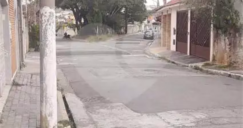 Casa com 3 quartos para alugar na Rua Manuel Leitão Avilez, 236, Bortolândia, São Paulo
