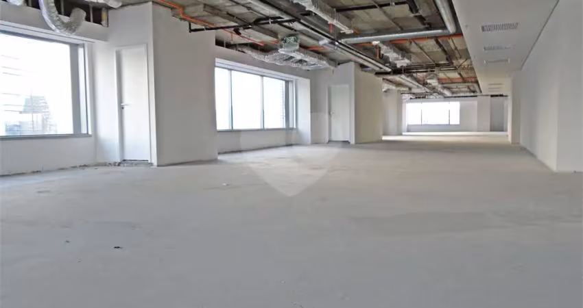 Casa comercial para alugar na Avenida Presidente Castelo Branco, 402, Parque Industrial Tomas Edson, São Paulo
