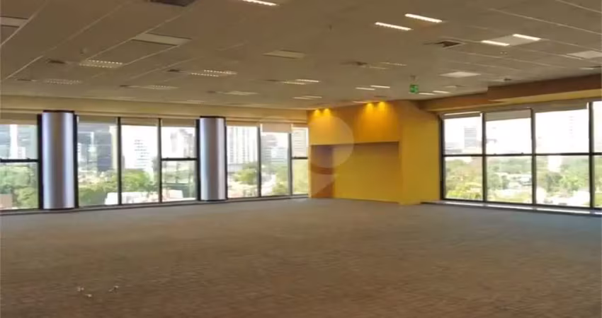Casa comercial para alugar na Rua Hungria, 1400, Jardim Europa, São Paulo